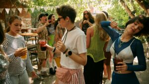 Entertainment at Summer Parties